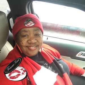 Meet your Posher, Sharon